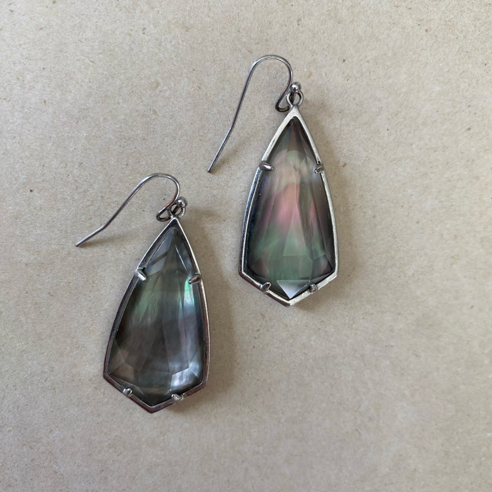 Kendra Scott Earrings - Picture 2 of 4